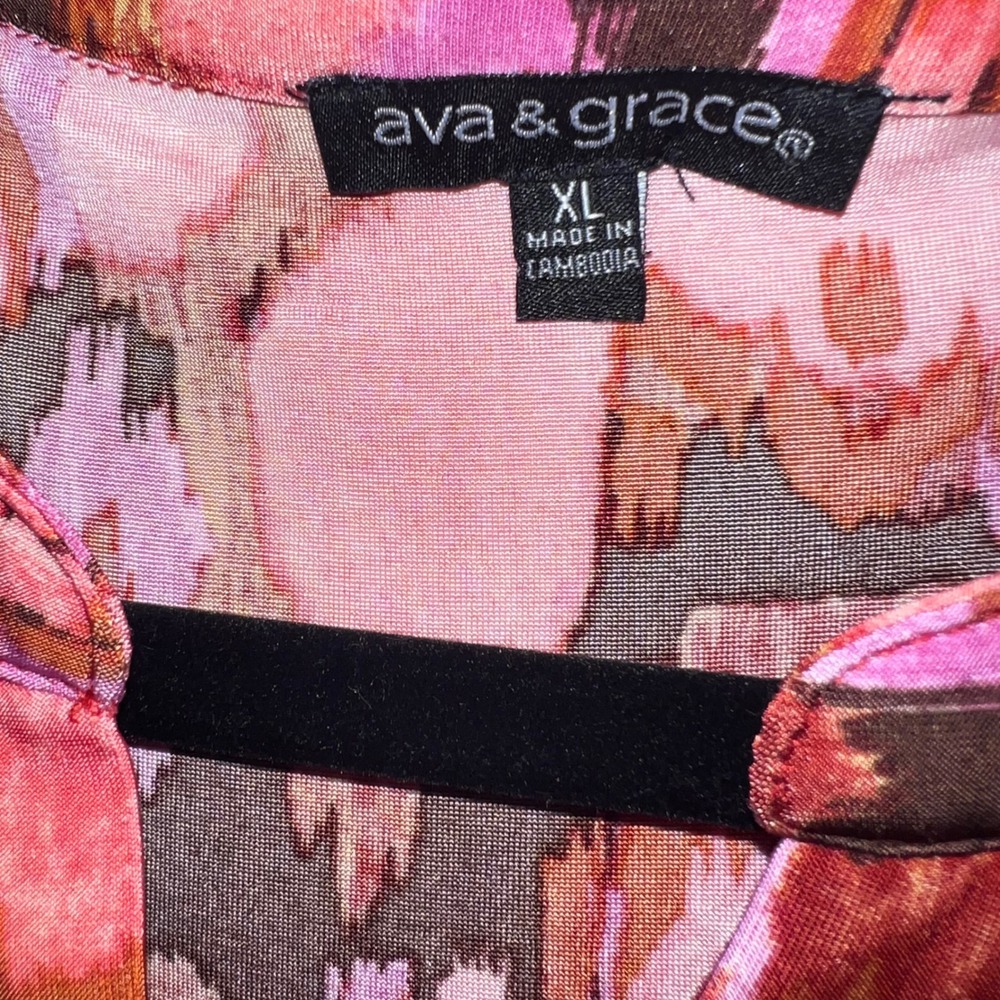 Ava & Grace XL Sleeveless Abstract Ikat Print Button Front Blouse EUC Versitile - Picture 3 of 4